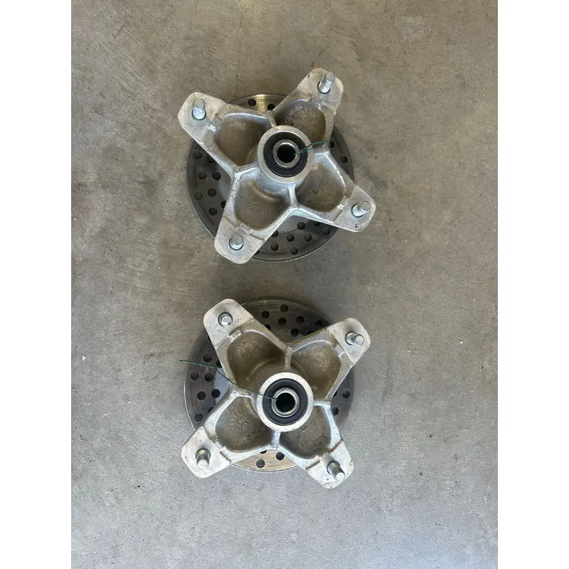 06-25 Yamaha Raptor 700r Front Wheel Hubs
