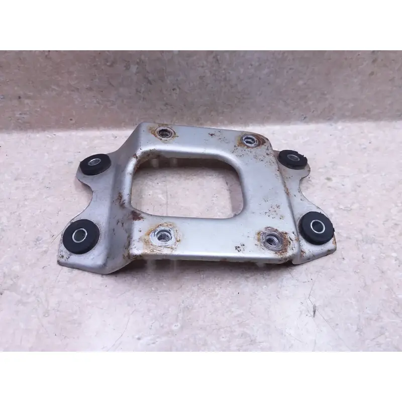 Honda 350 SL SL350 K2 Moto Sport Front Fender Mount Bracket 1972 VTG ANX-B225