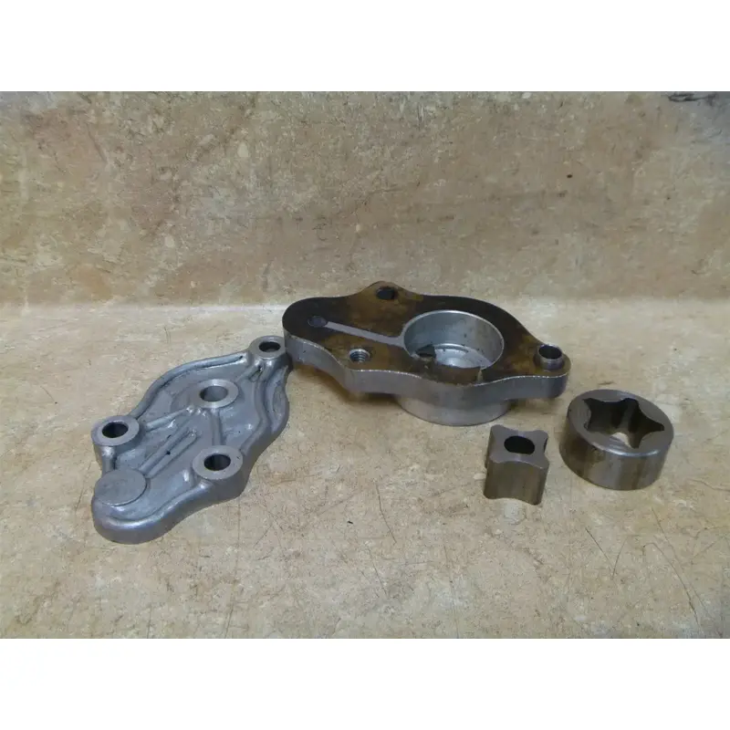 Honda 175 XL SPORT XL175-K1 Engine Oil Pump 1974 Vintage HB120