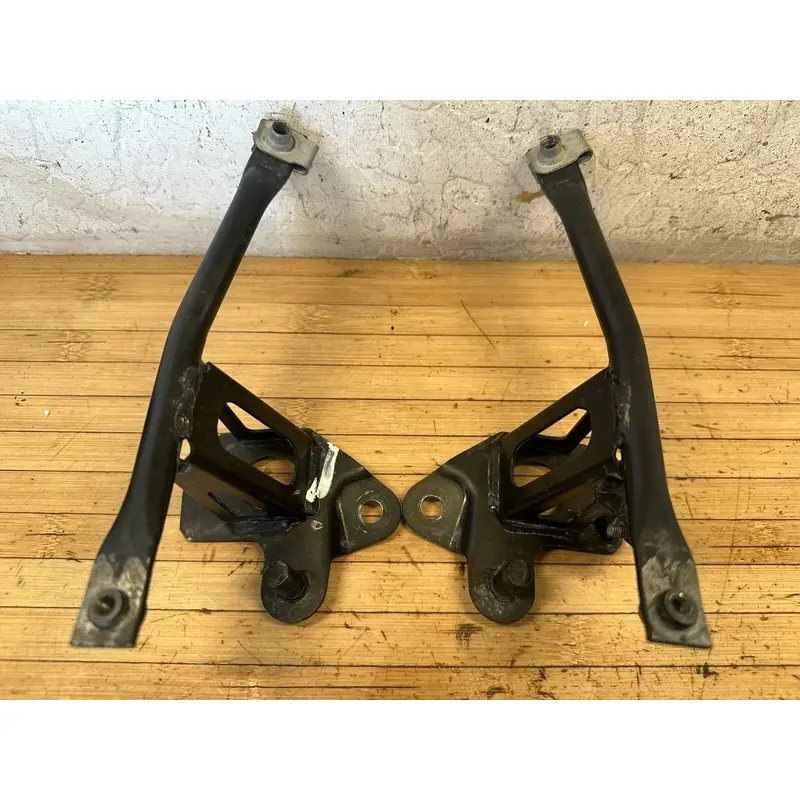 2001-2005 OEM YAMAHA RAPTOR 660R Left Right Front Fender Stay Mount Bracket Set