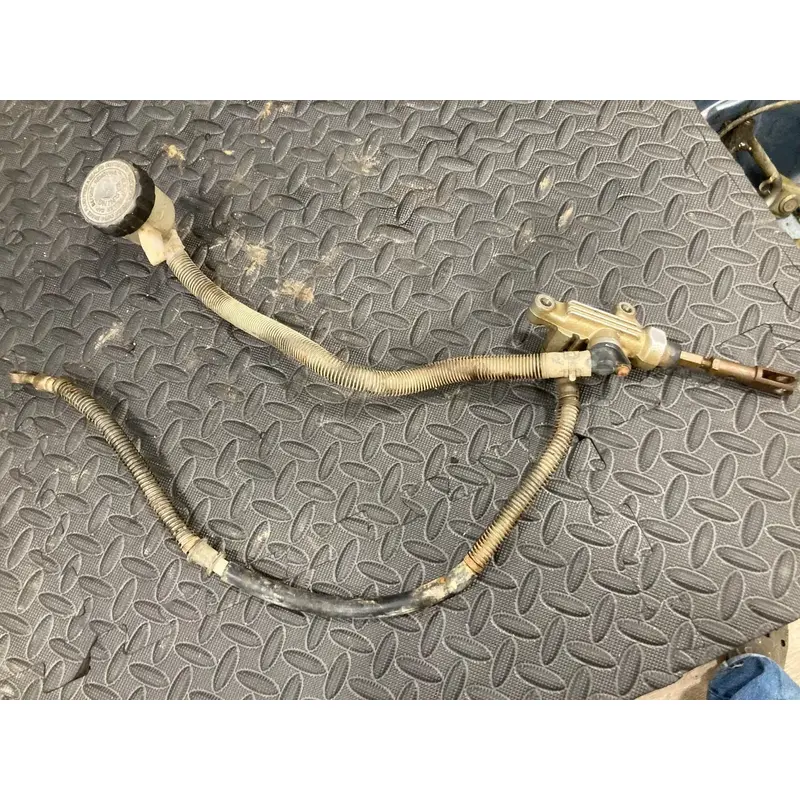 90-01 Genuine Yamaha Warrior 350 Rear Brake Master Cylinder Reservoir