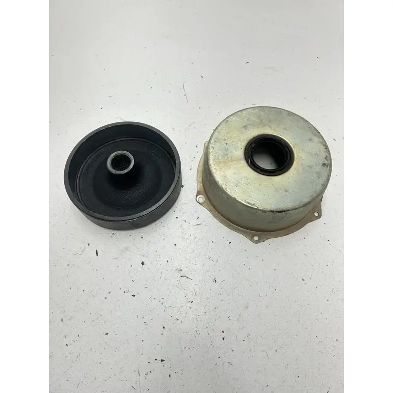 2006 06 Yamaha Bruin 350 YFM350 2x4 OEM  LOT Rear Back Brake Drum Dust Cover