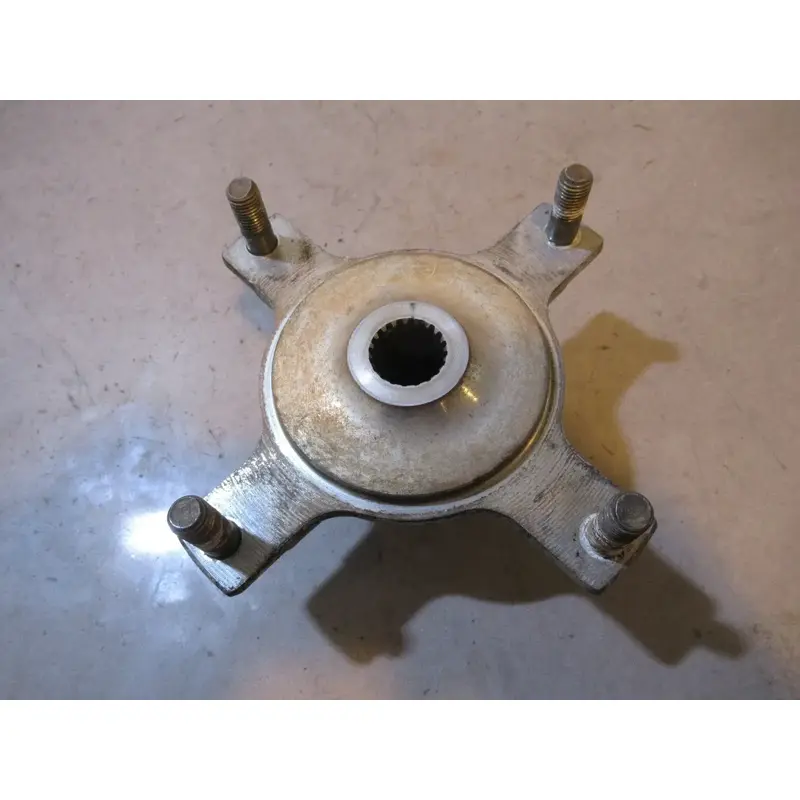 Suzuki Quadrunner 250 Wheel Hub Front 2000