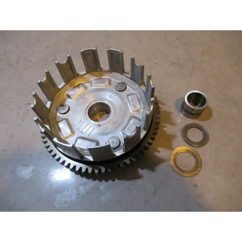 Suzuki Quadrunner 250 Clutch Basket 2000