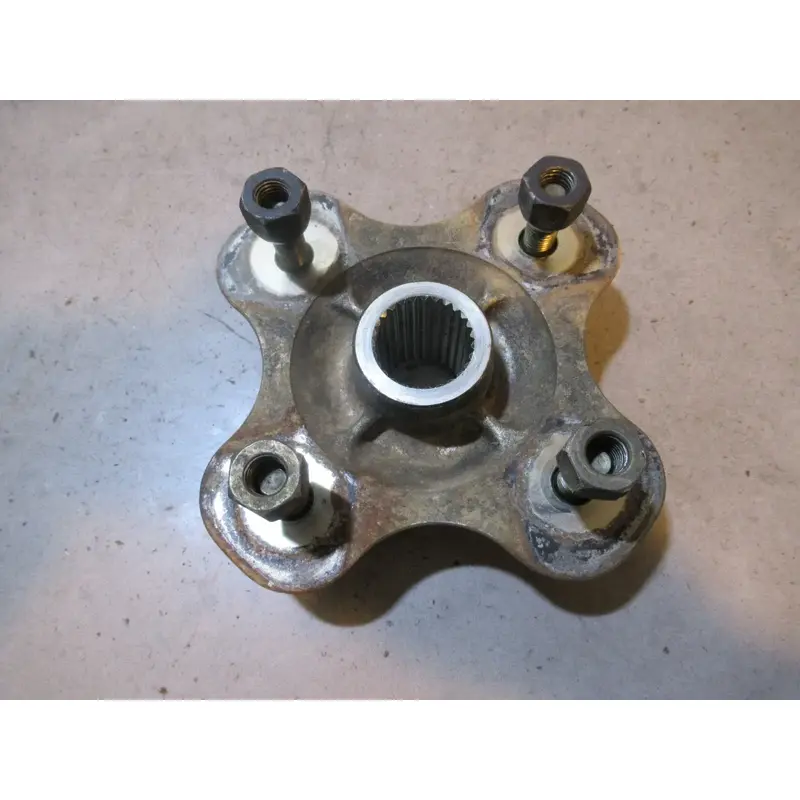 Yamaha Kodiak 400 Wheel Hub Rear 2001