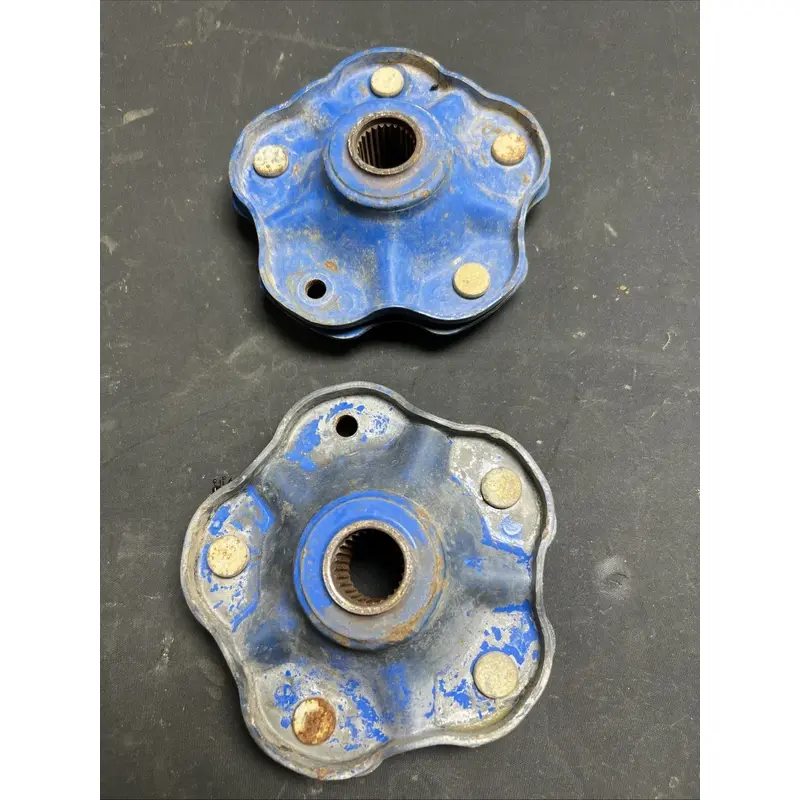 1988 suzuki lt250r Rear Wheel Hubs 4
