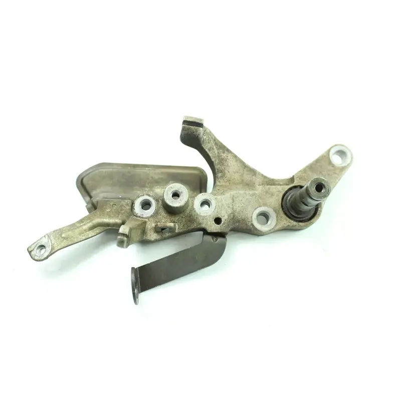 02 Yamaha Grizzly 660 Yfm660f 4x4 Rear Brake Lever Mounting Bracket B4258
