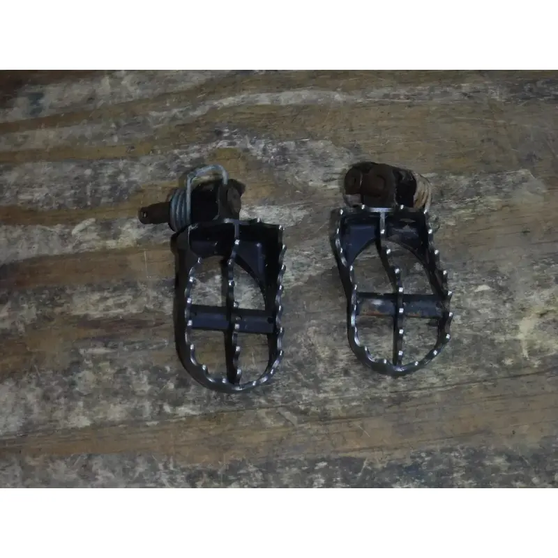 1998 Cr250r Cr 250 Foot Peg Pegs Foot Rests Frame Fittings