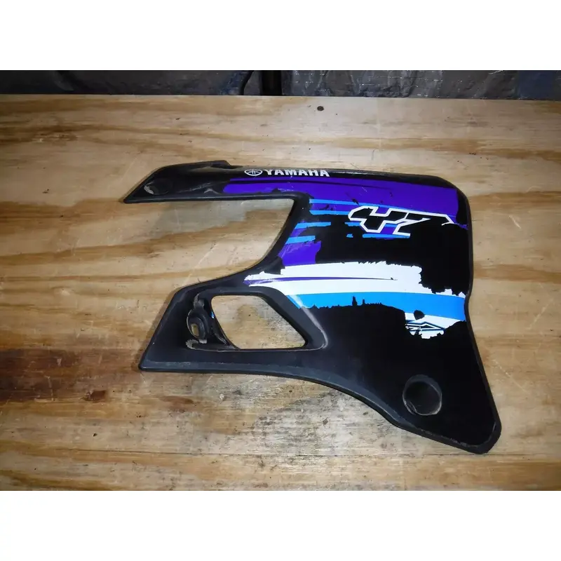 Yz125 Right Side Front Shroud Fairing Plastic Black Body 2001 (A)