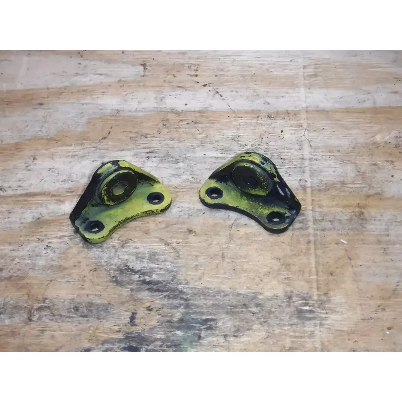 Rm125 Gas Tank Bushings Mount Fuel Plastic Body Frame Fittings 1991 (A)