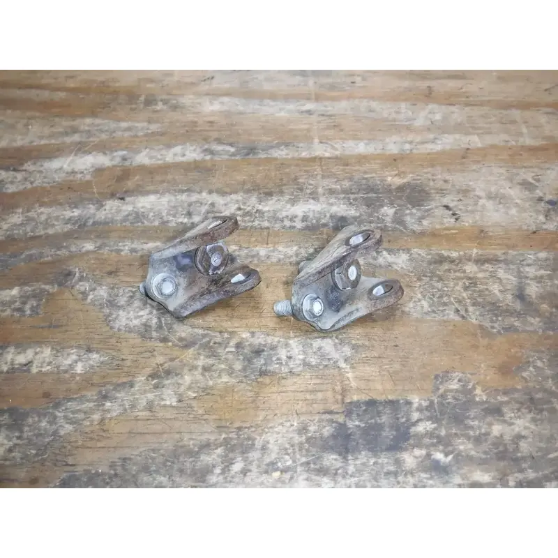 2007 CRF450r Honda Foot Peg Frame Mounts Controls Pedals Boot Step Bracket