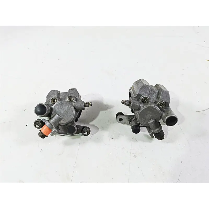 2001 Yamaha Banshee YFZ350 Nissin Front Brake Caliper Set 3GD-2580T-00-00