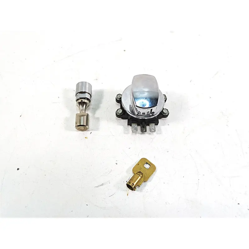 2009 Harley Softail FLSTSB Cross Bones Ignition Switch Steerin Key Lock 71450-04