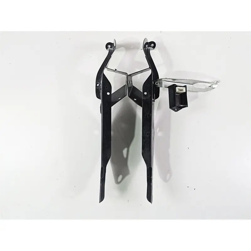 2001 Harley Touring FLHX Street Glide Front Fairing Mount Set - Read 58478-96