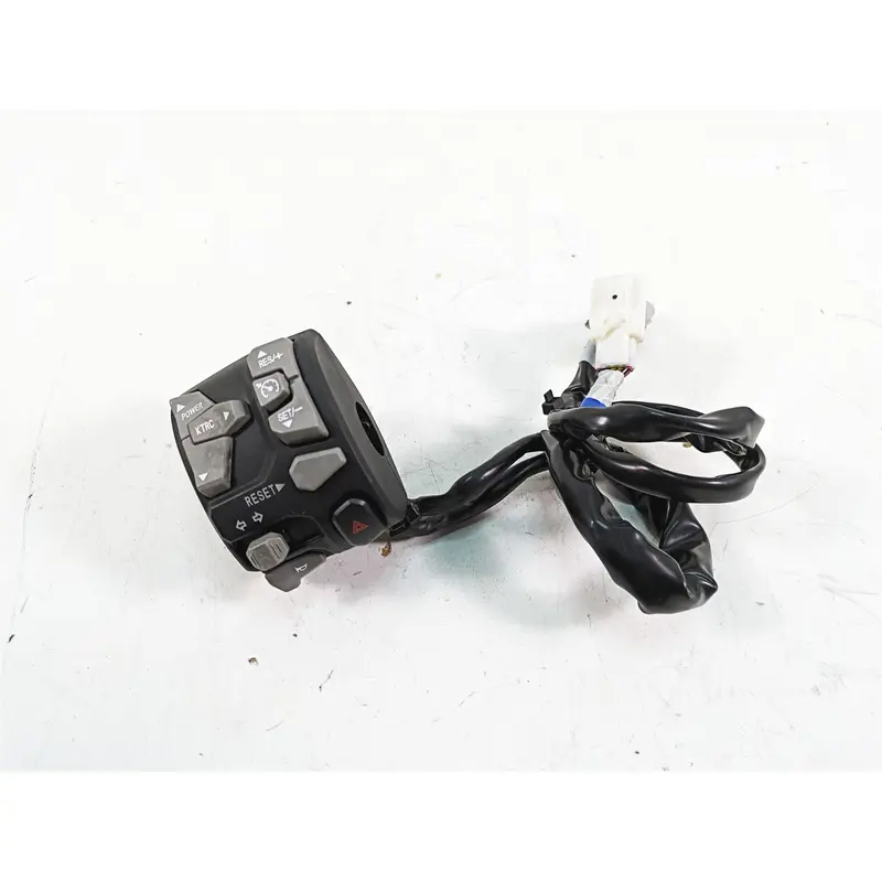 2018 Kawasaki ZX1002 Ninja H2 SX Left Cruise Control Switch - Read 46091-0435
