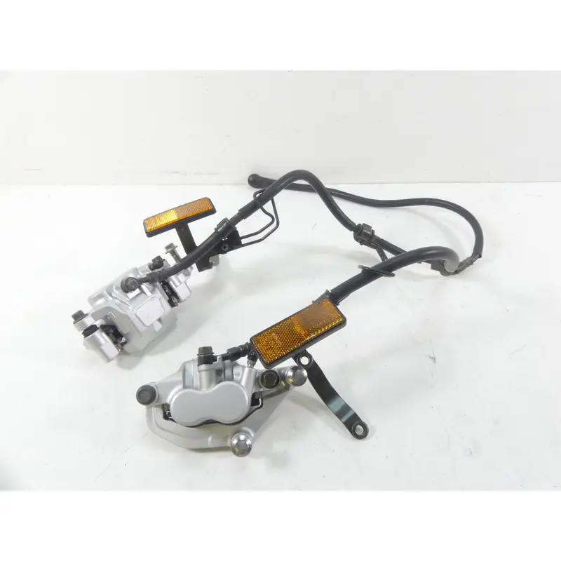 2007 Yamaha XVS1300 V-Star Front Brake Caliper & Line Set 3D8-2580U-00-00