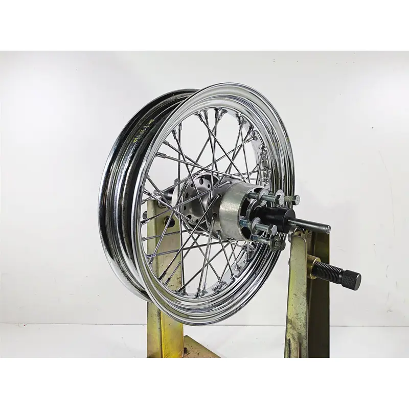 2016 Harley FLSTC Softail Heritage Rear Wheel Rim 16x3 .52mm Runout 40700-08A
