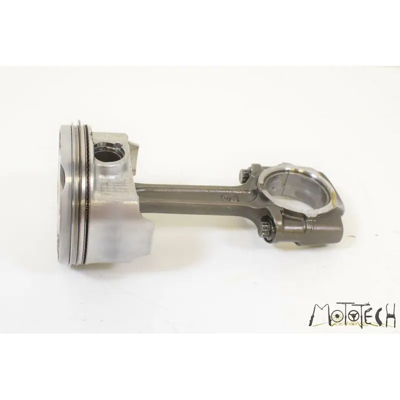 2000 MV Agusta F4 750  ORO Piston With Connection Rod 2 800080570