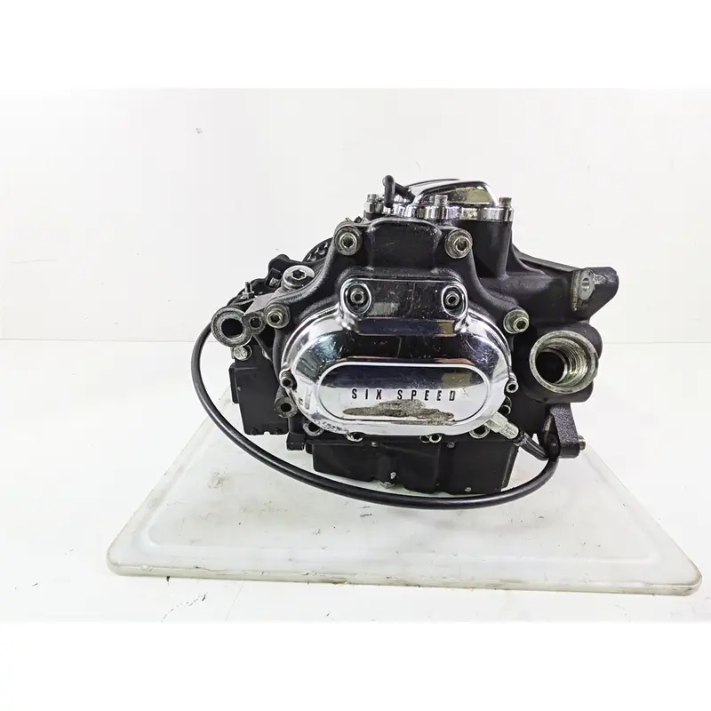 2016 Harley FXDL Dyna Low Rider 6-Speed Transmission Gear Box 33083-10A